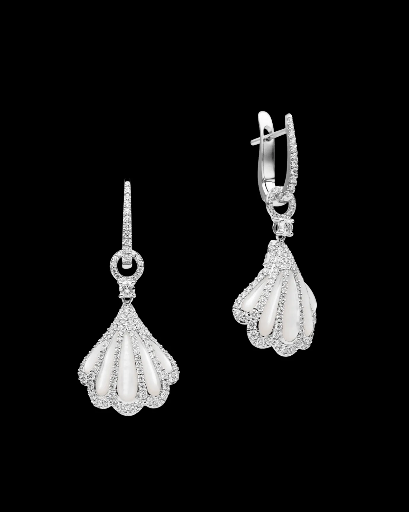 Earrings & Studs^Paspaley Clam Shell Earrings | Mother of Pearl, 5mm Keshi Pearls, Diamonds, and White Gold WhiteGold