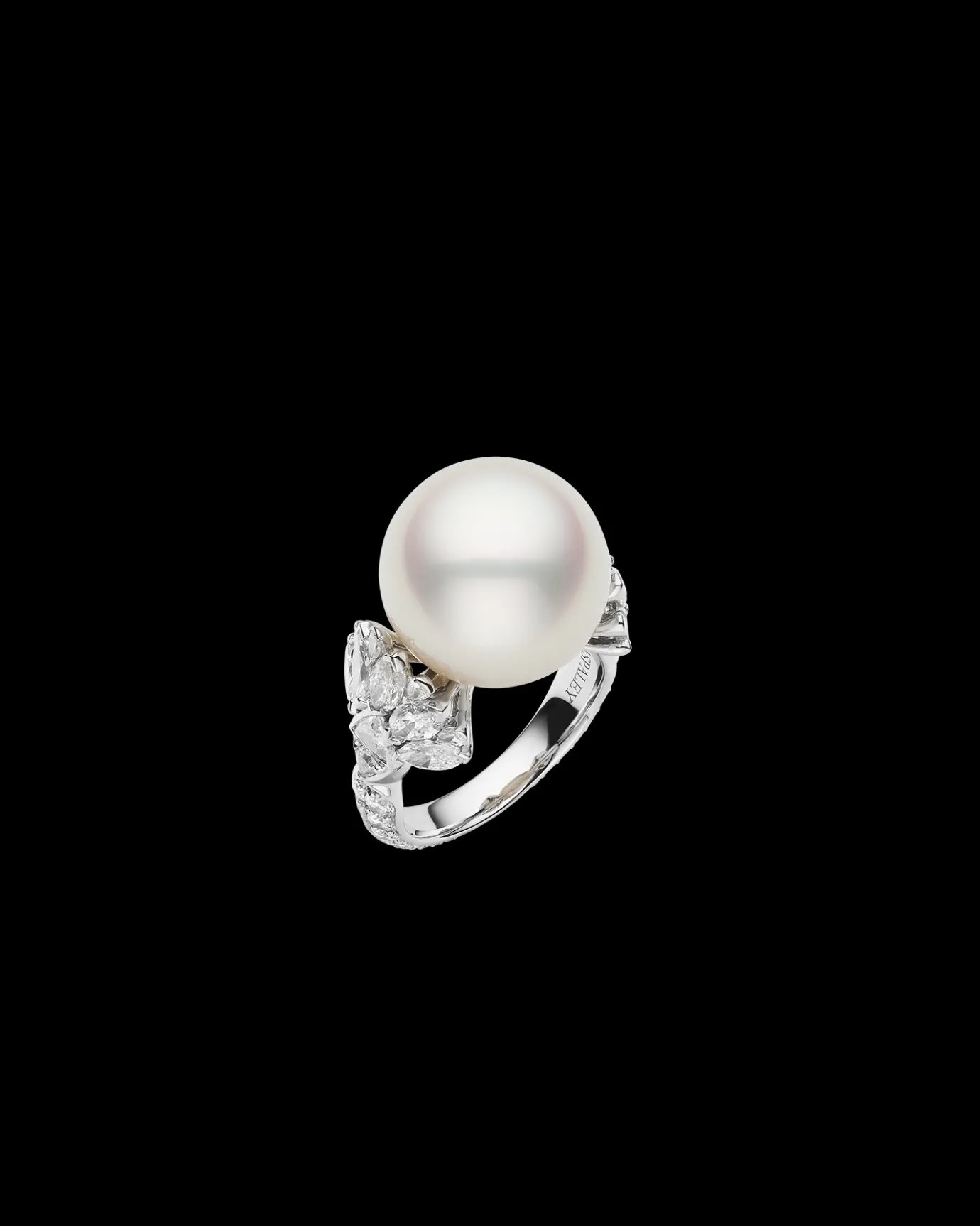 Rings^Paspaley Diamond Clamshell Ring | 15mm Round Pearl, Diamonds, and Platinum